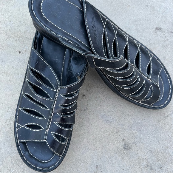 Josef Seibel Shoes - Josef Seibel black leather sandal with white trim. Size 40